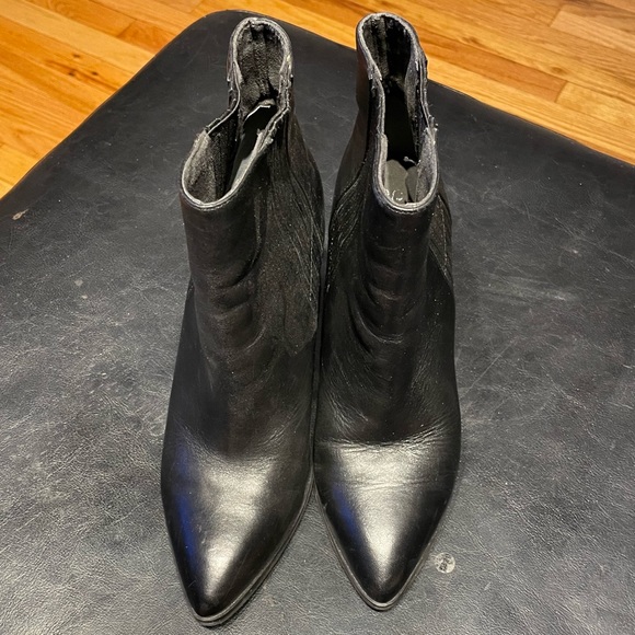 NWOT Chunky Block Heeled Ankle Booties Leather Rave Riding Pullover Pointed work - Picture 2 of 8